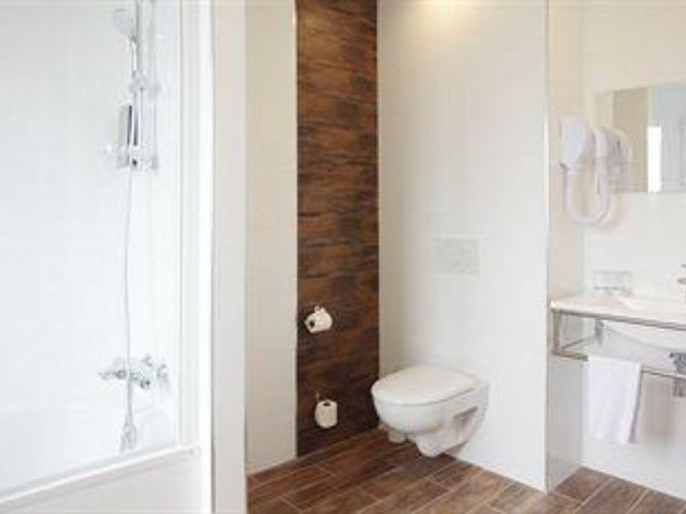 Photo of Bathroom in Rolleboise