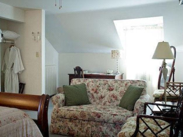 Photo of Livingroom in Kingston