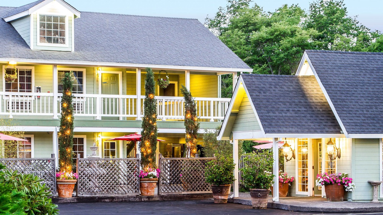 Photo of Buildings in Willits