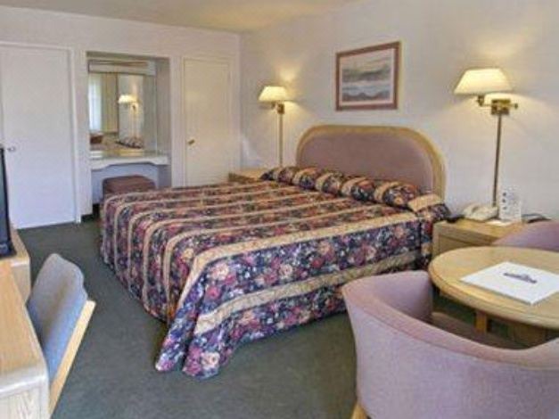 Photo of Bedroom in Central Berkeley