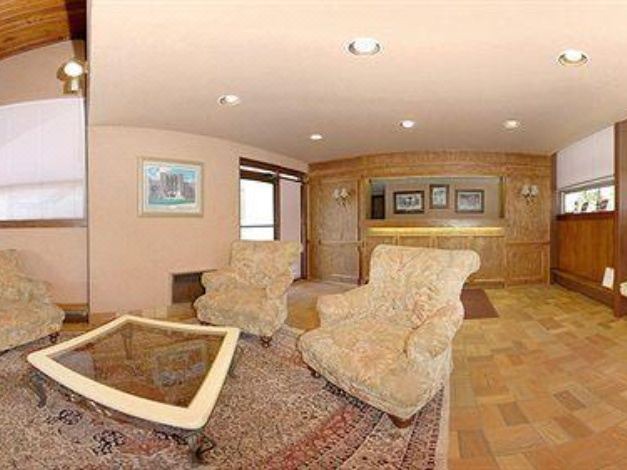 Photo of Livingroom in Highland Falls