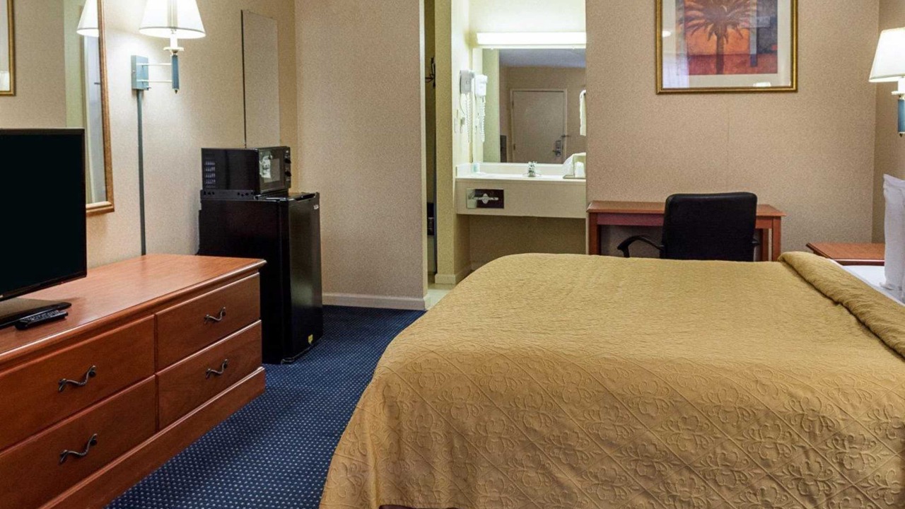Photo of Bedroom in Northwest