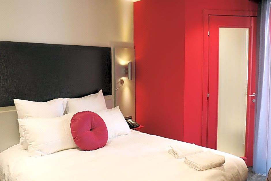 Photo of Bedroom in Jules Ferry - Recamier