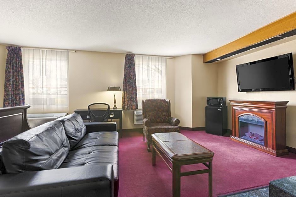Photo of Livingroom in Brockville