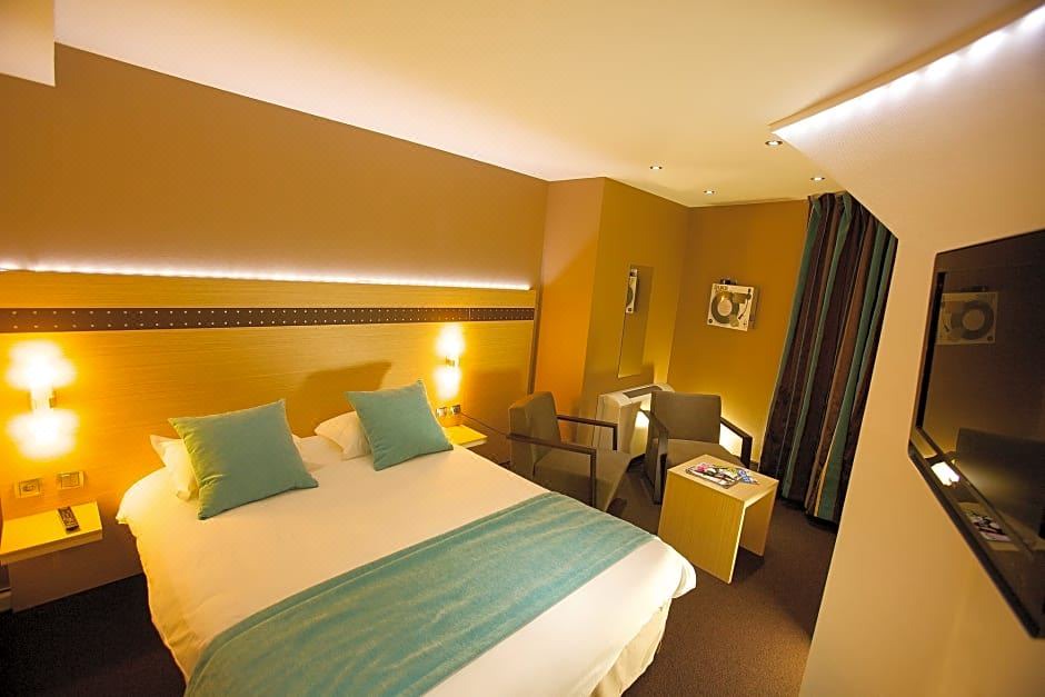 Photo of Bedroom in Valence