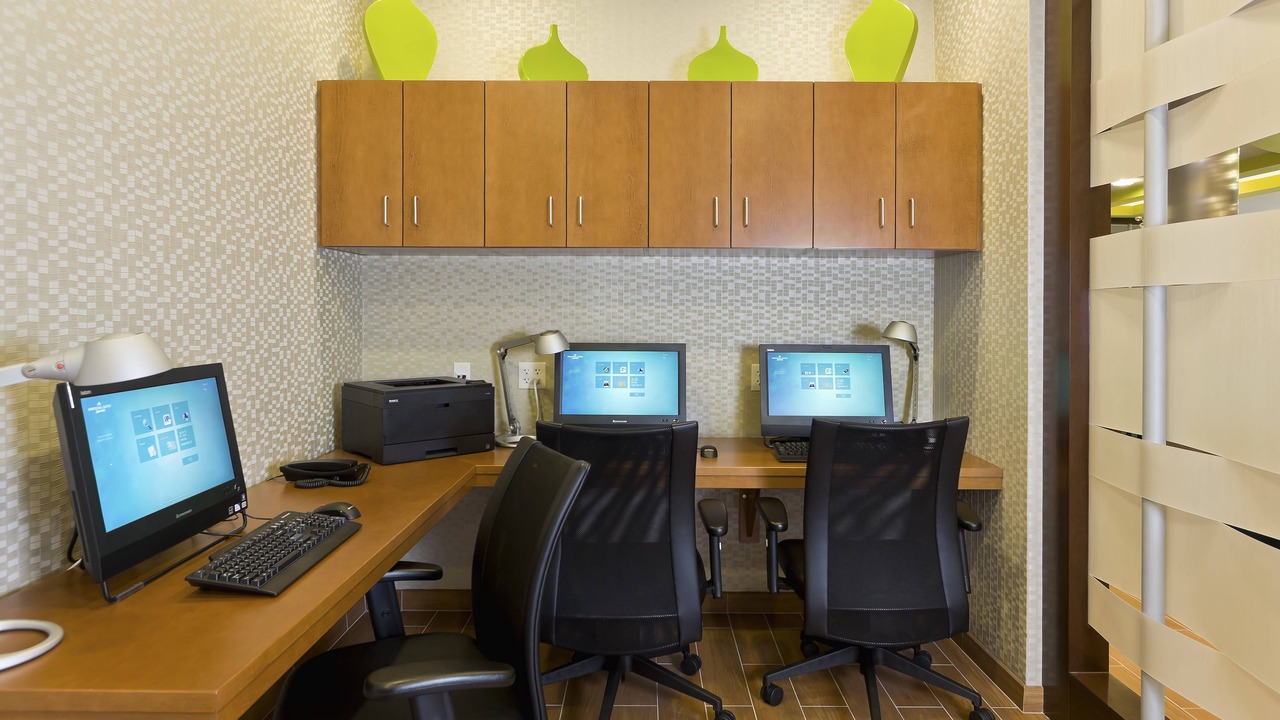 Photo of Livingroom in Oxford Valley
