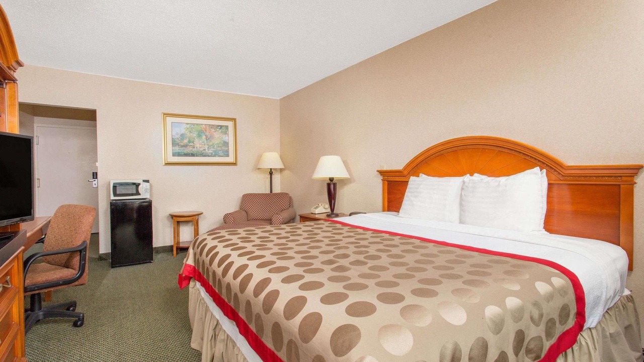 Photo of Bedroom in Painted Post