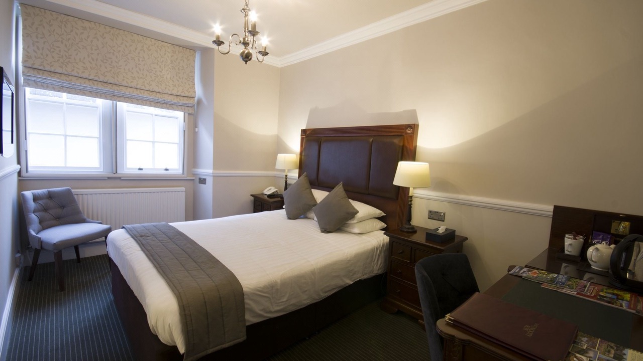 Photo of Bedroom in Tetbury