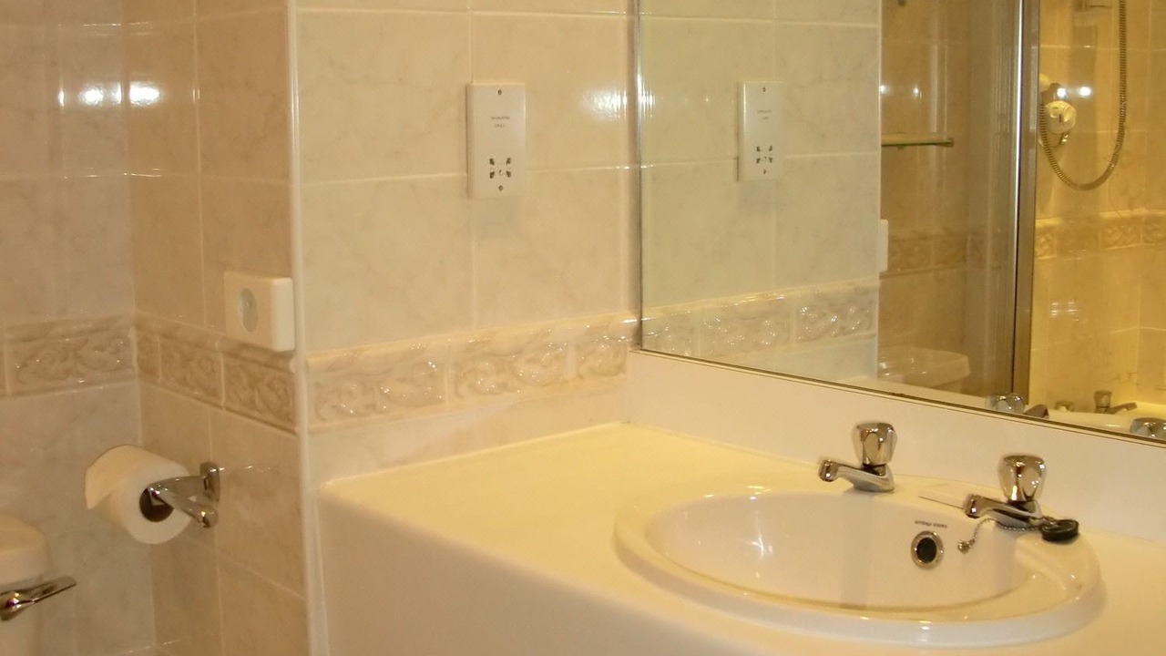 Photo of Bathroom in Hindhead