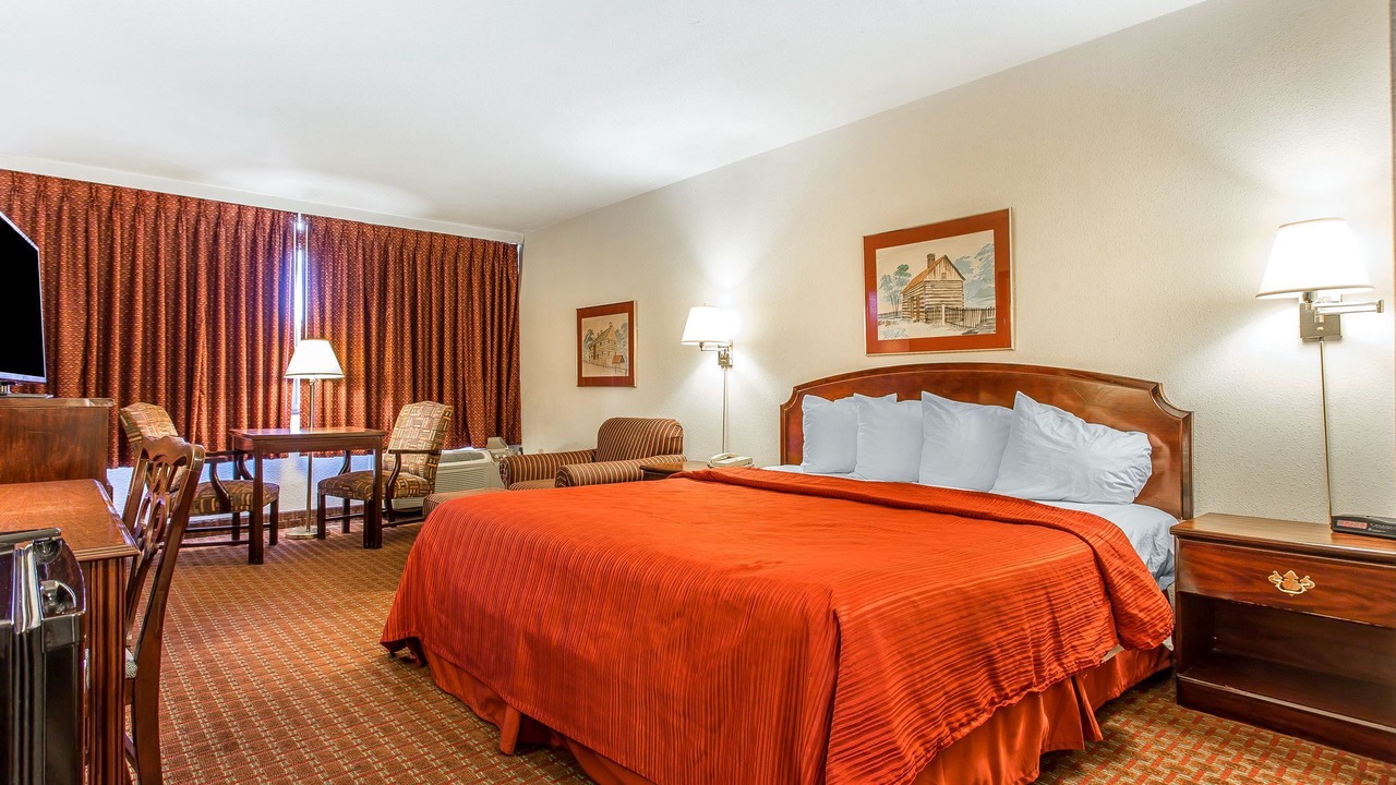Photo of Bedroom in Winston - Salem