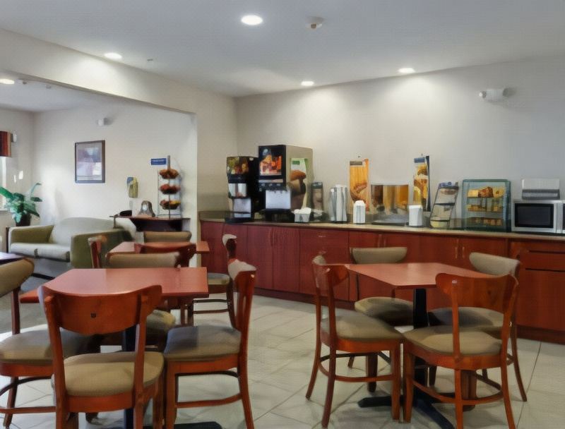 Photo of Livingroom in Olean