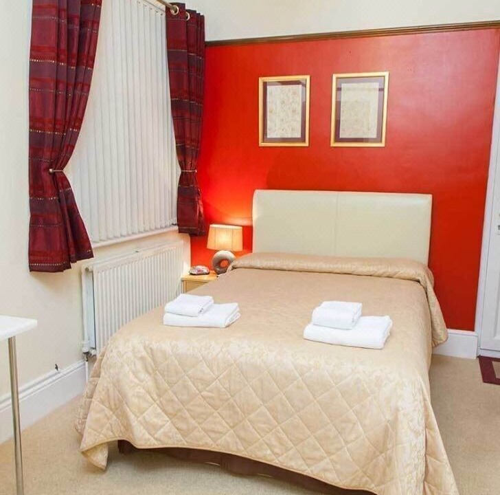 Photo of Bedroom in Horley