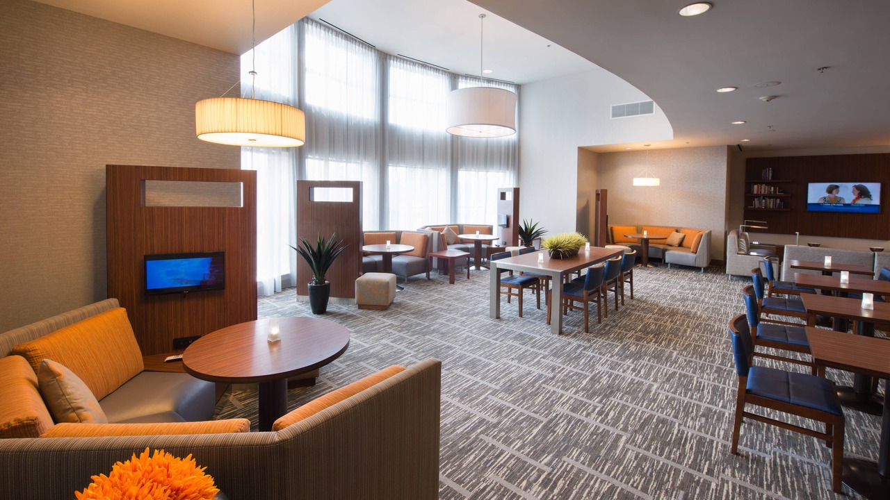 Photo of Livingroom in North Canton