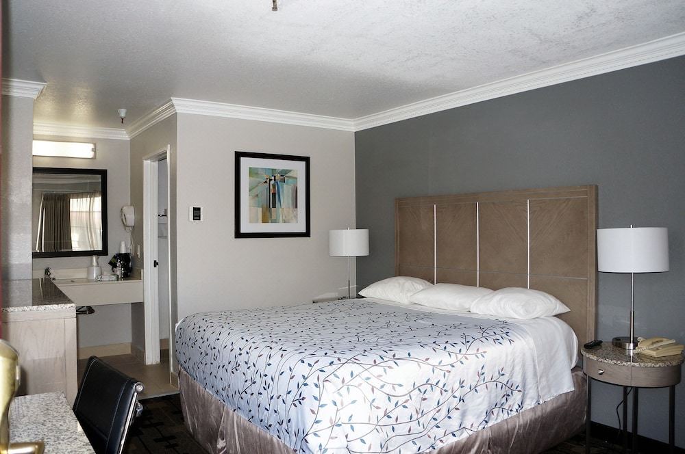 Photo of Bedroom in Milpitas