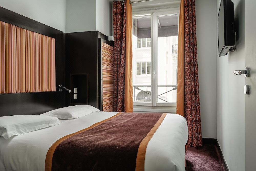 Photo of Bedroom in Quartier de la Plaine-de-Monceaux