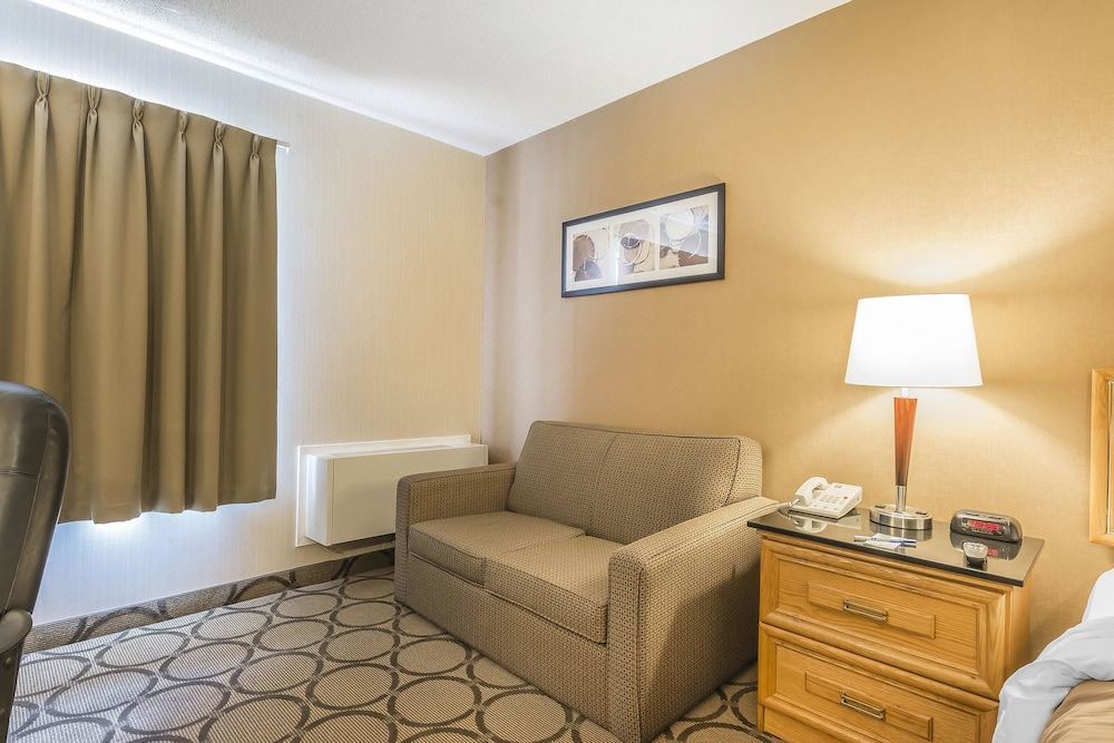 Photo of Livingroom in Cannifton