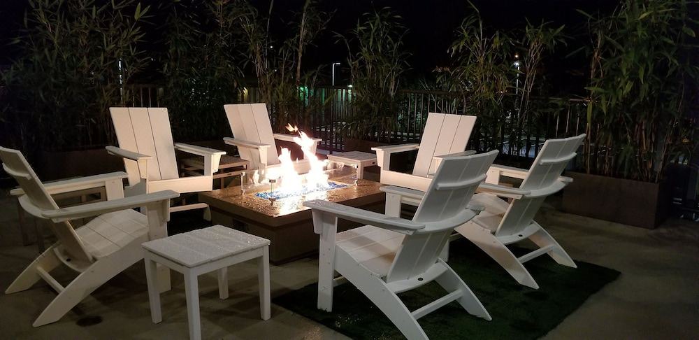 Photo of Others in Harlow