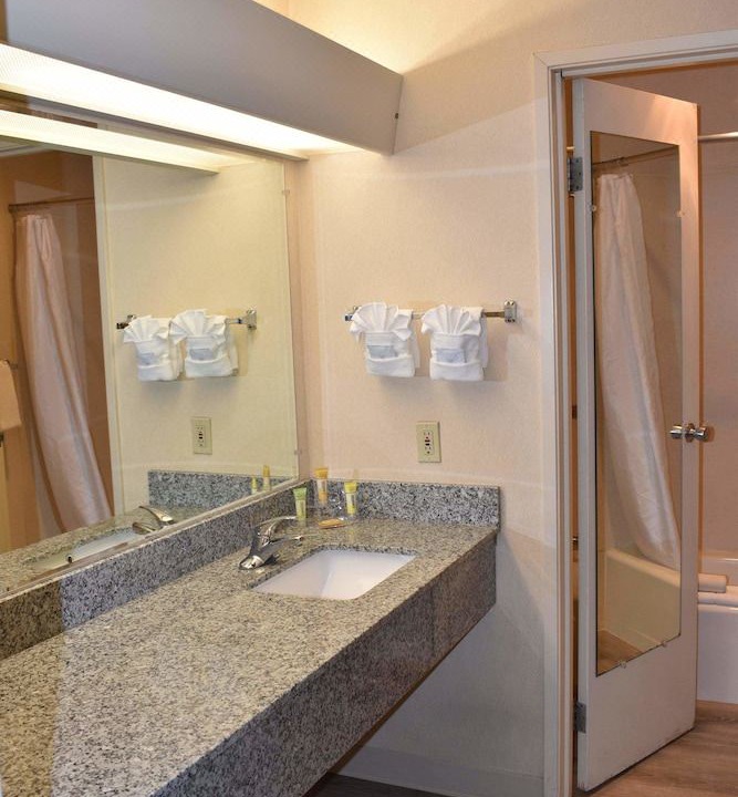 Photo of Others in Lloyd District