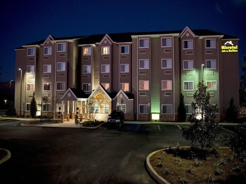 Photo of Buildings in Saraland