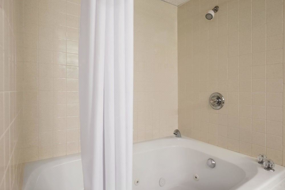 Photo of Bathroom in Grayling
