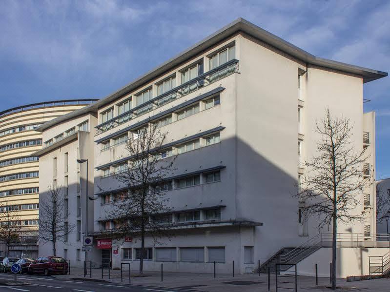 Photo of Buildings in Miroir - Batignolles