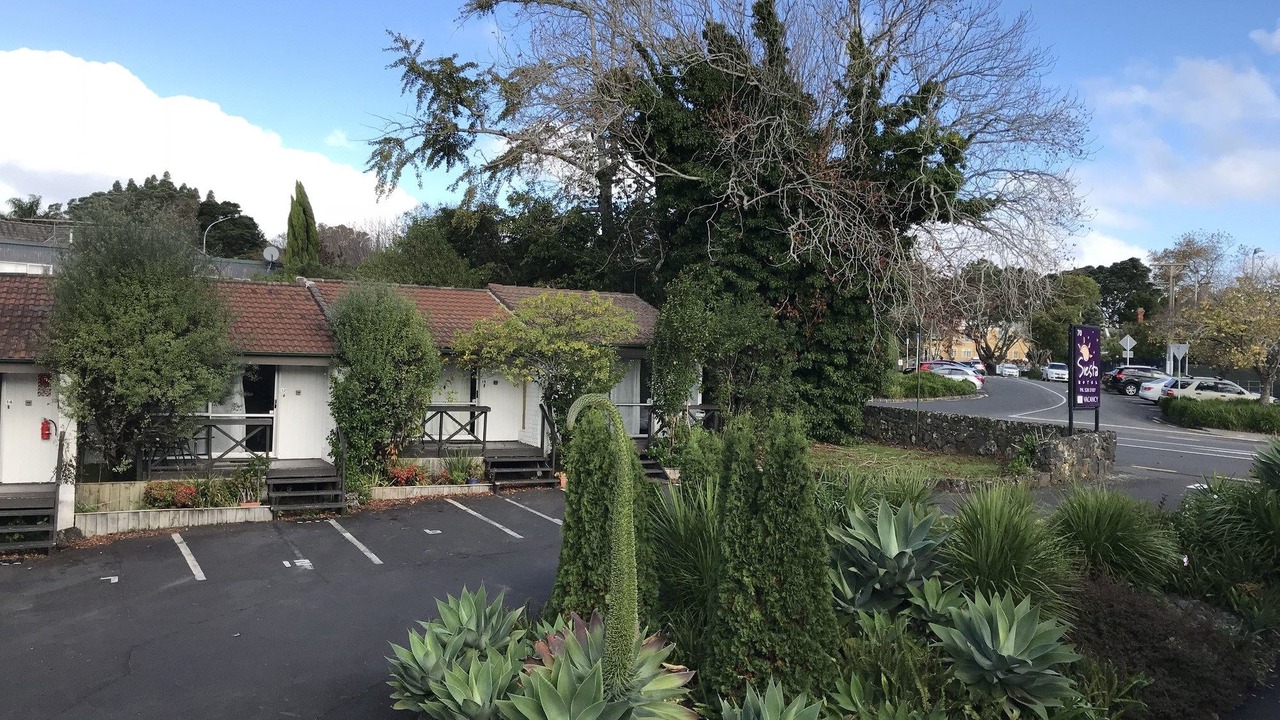 Photo of Others in Epsom