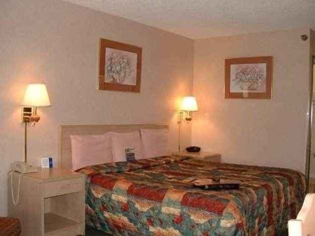Photo of Bedroom in Topeka