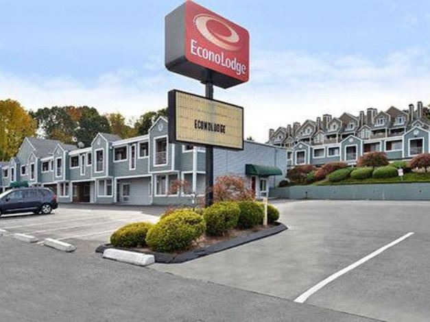 Photo of Buildings in Cranston