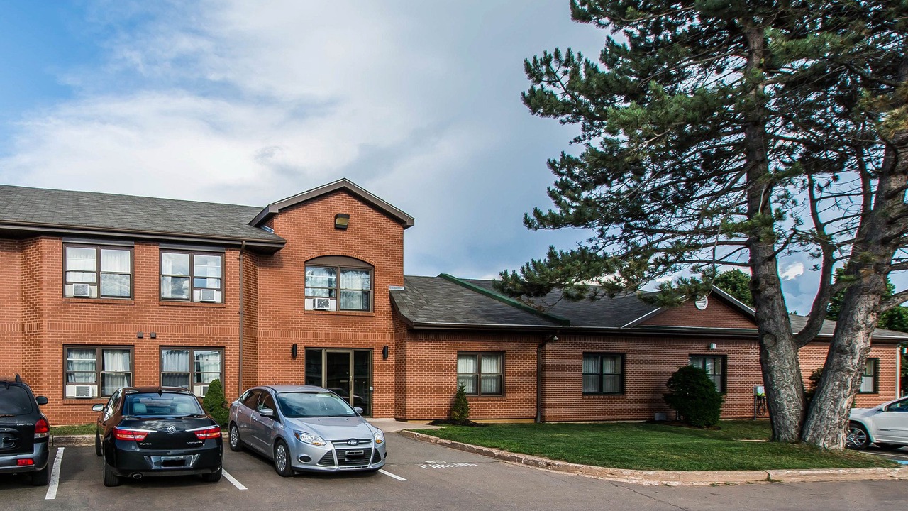 Photo of Buildings in Summerside
