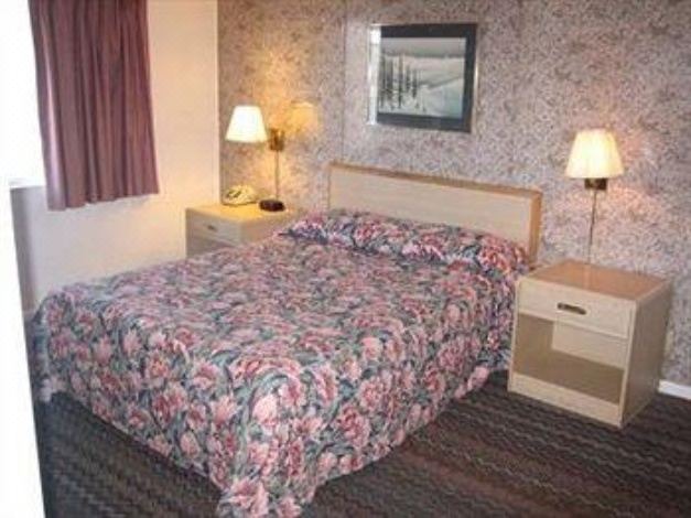 Photo of Bedroom in Downtown