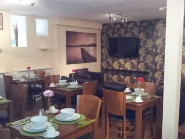 Photo of Livingroom in Shadwell