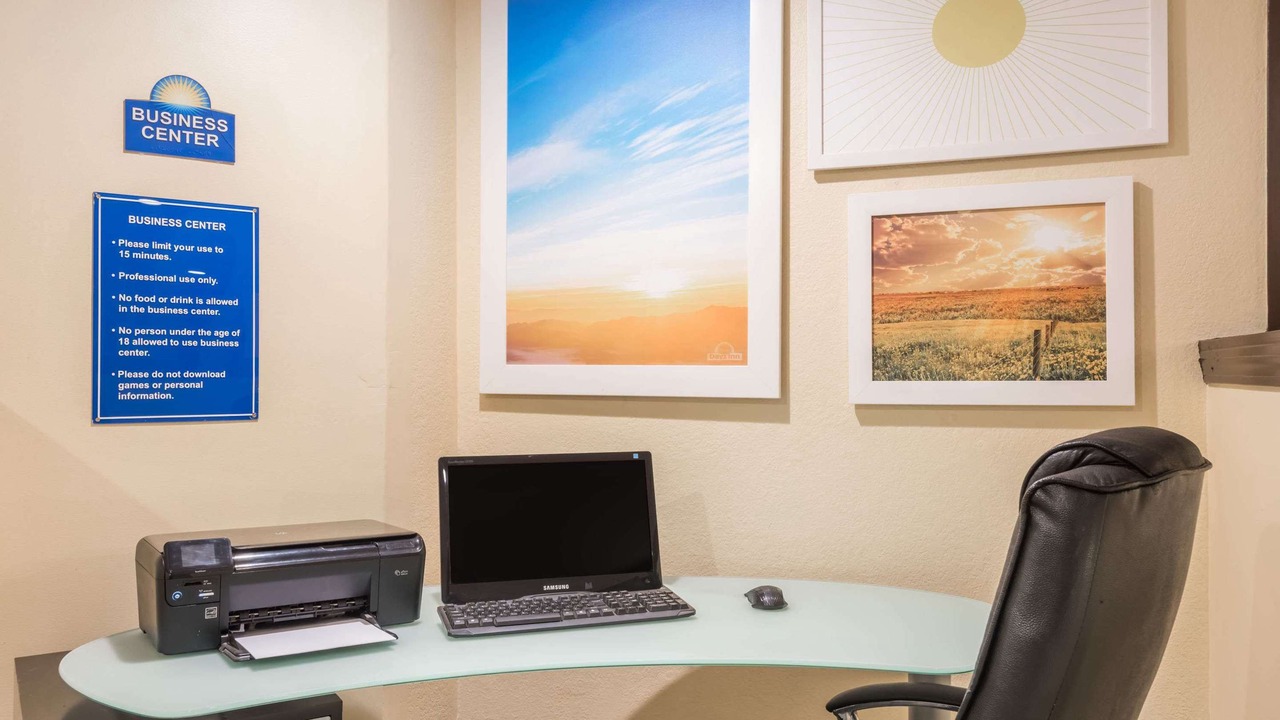 Photo of Livingroom in Greenfield