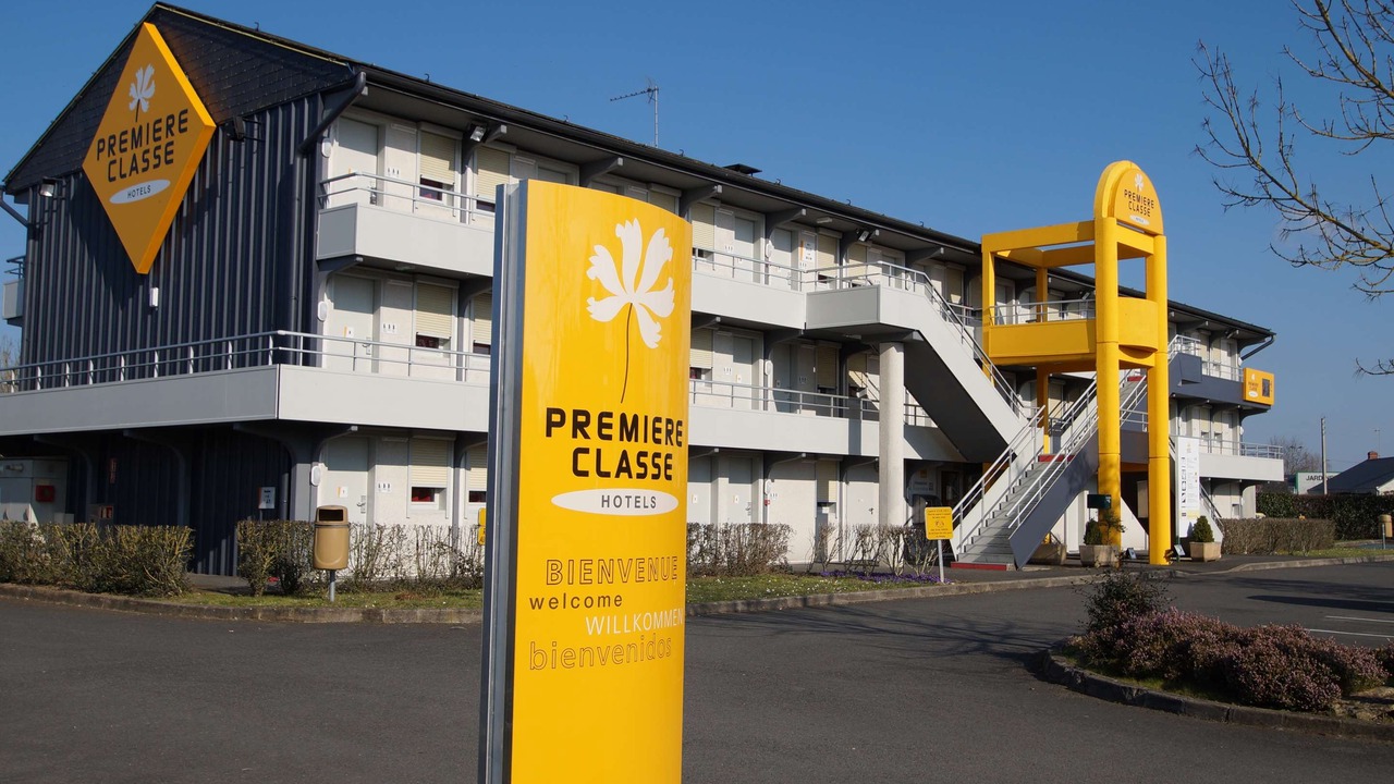 Photo of Buildings in Saint-Lambert-des-Levees