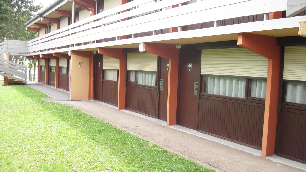 Photo of Buildings in Dizy