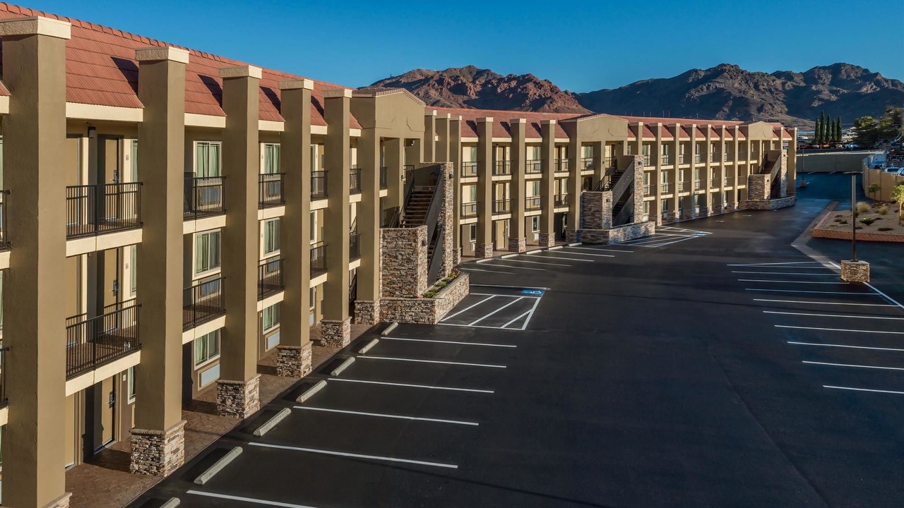Photo of Buildings in Boulder City
