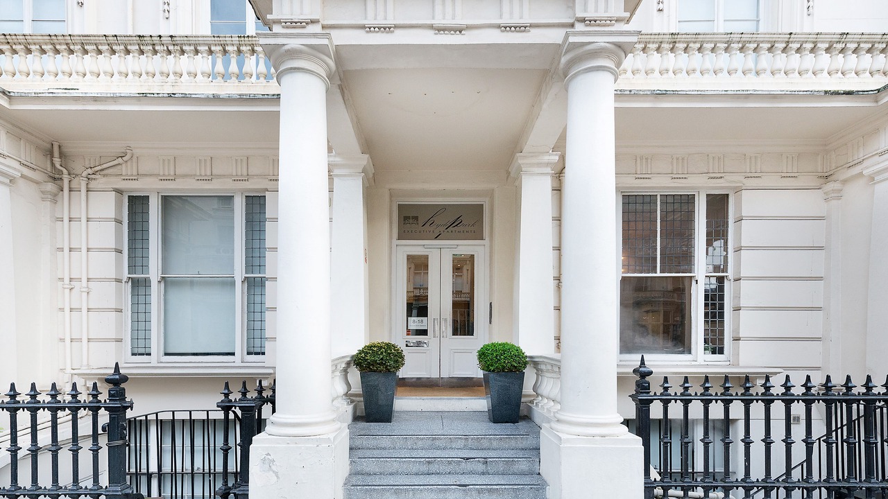 Photo of Buildings in Lancaster Gate