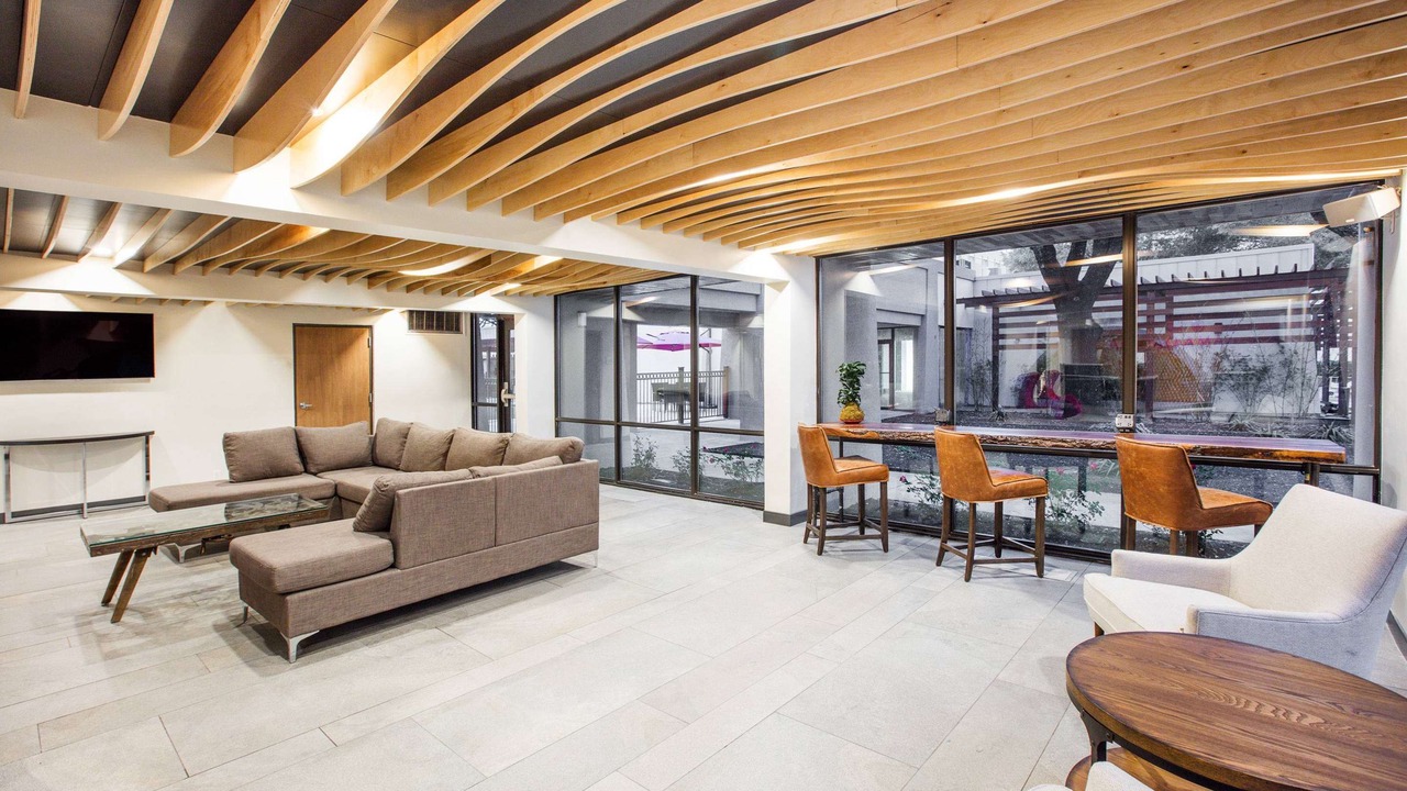 Photo of Livingroom in Franklin Park
