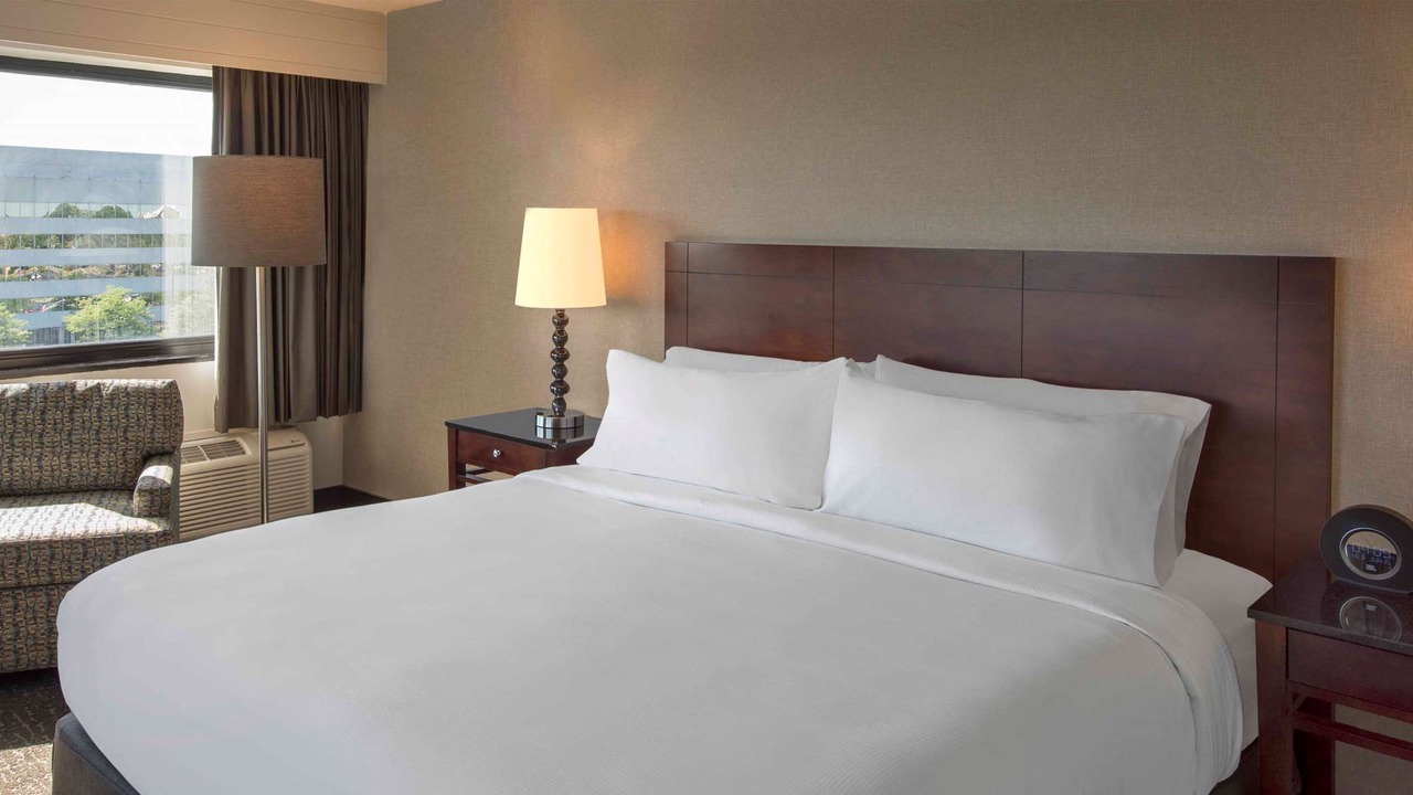 Photo of Bedroom in Schaumburg