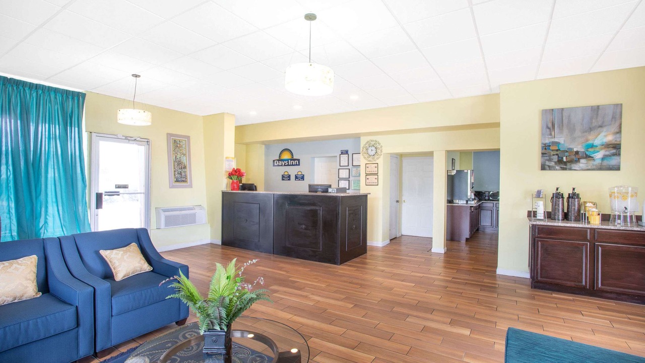 Photo of Livingroom in Wrightstown