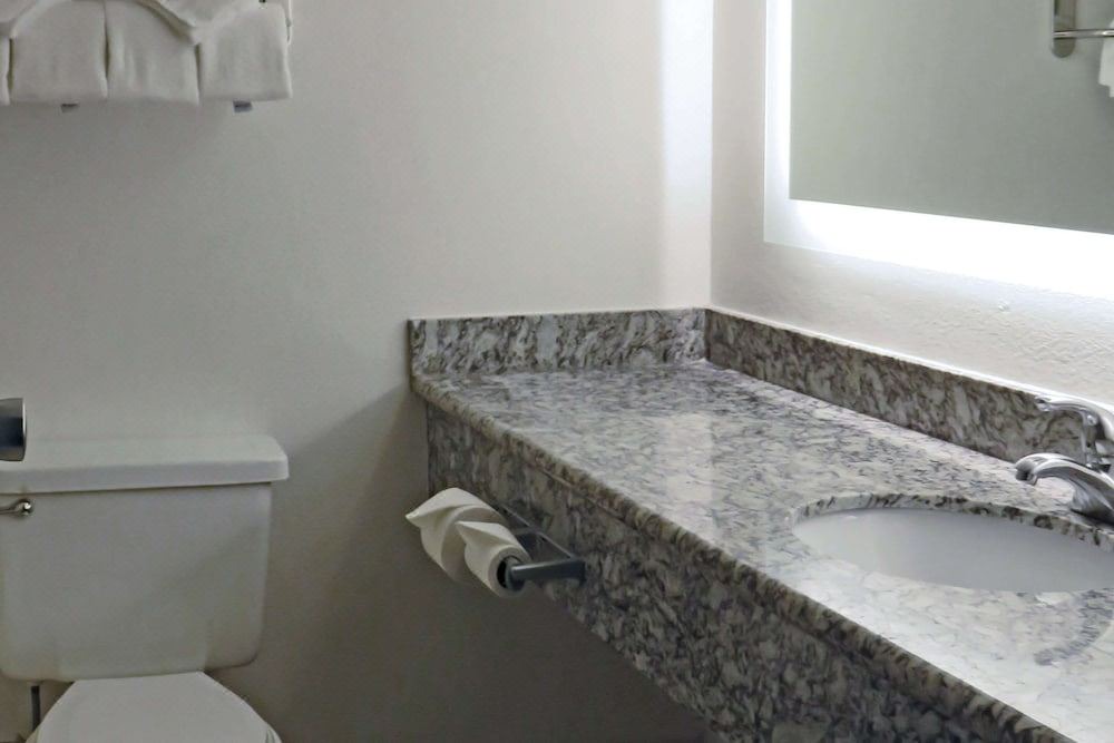 Photo of Bathroom in Silver Lake