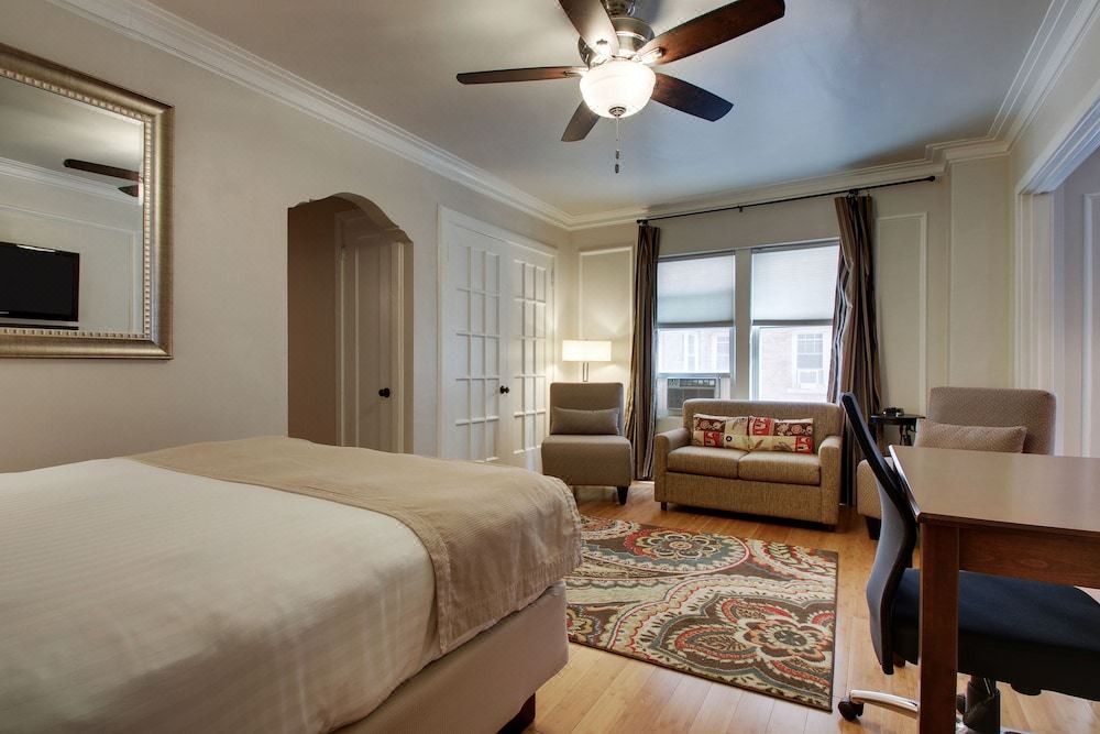 Photo of Bedroom in Yankee Hill