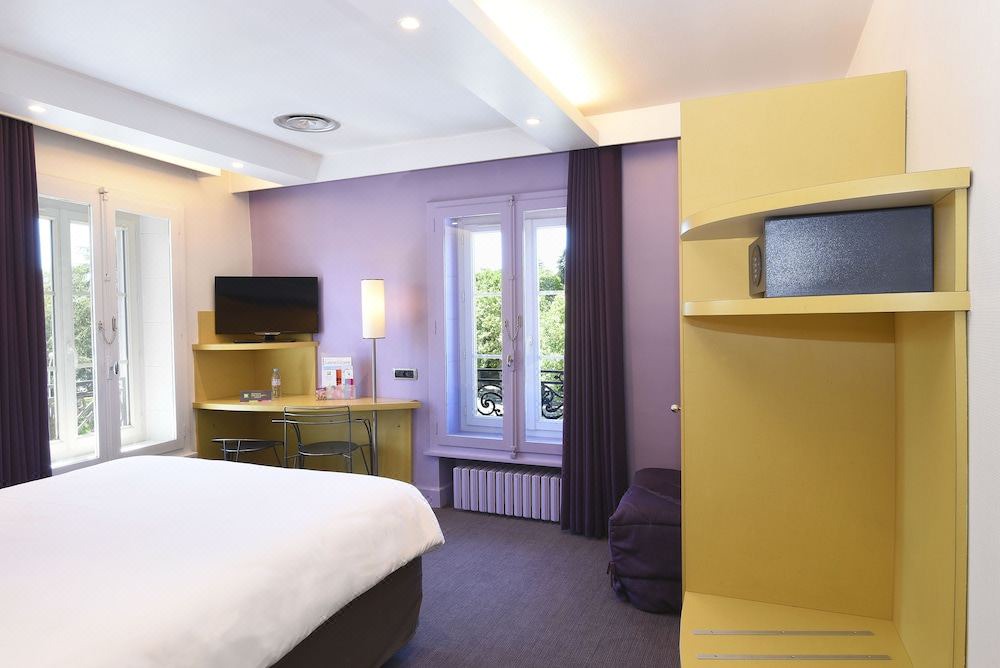 Photo of Bedroom in Macon