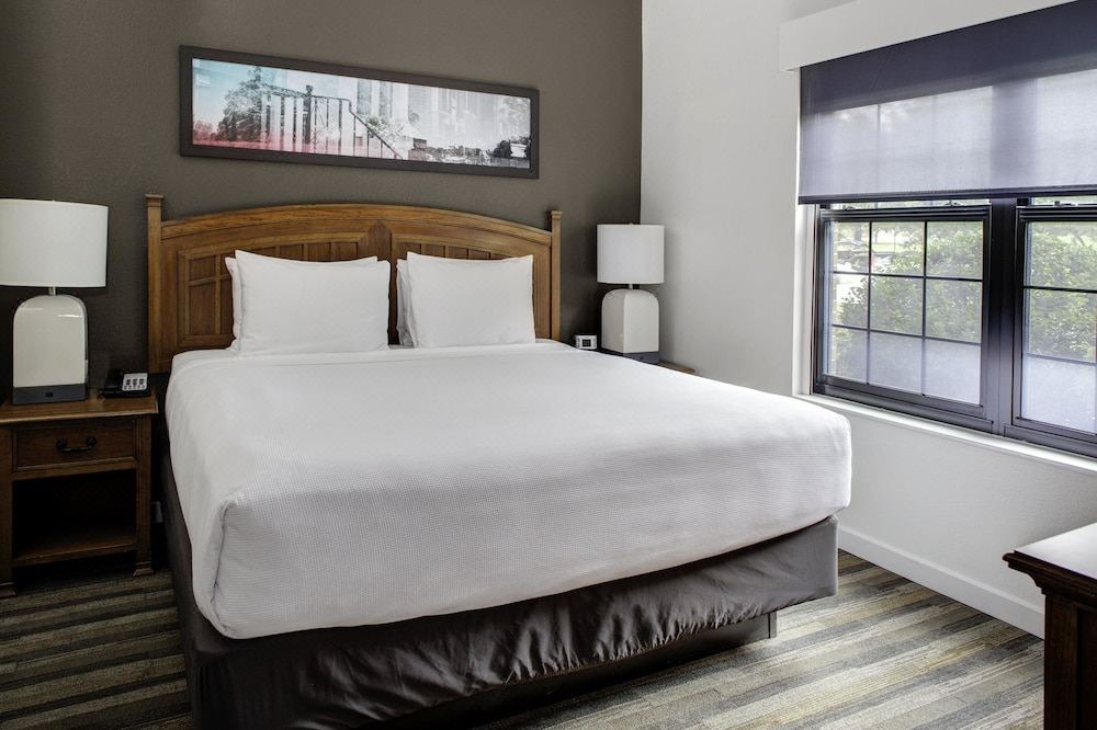 Photo of Bedroom in Parsippany