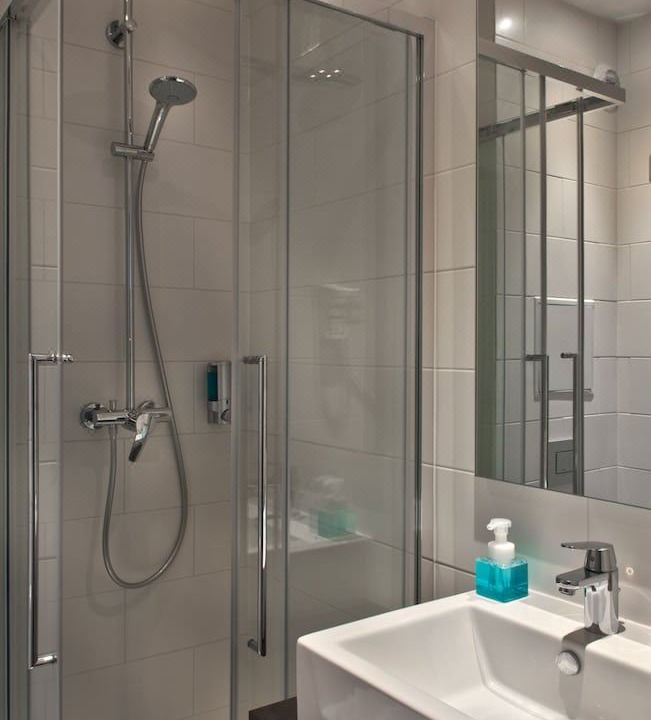 Photo of Bathroom in Chatou