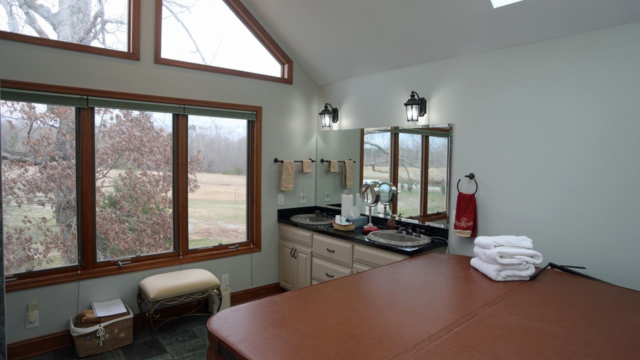 Photo of Livingroom in Alton