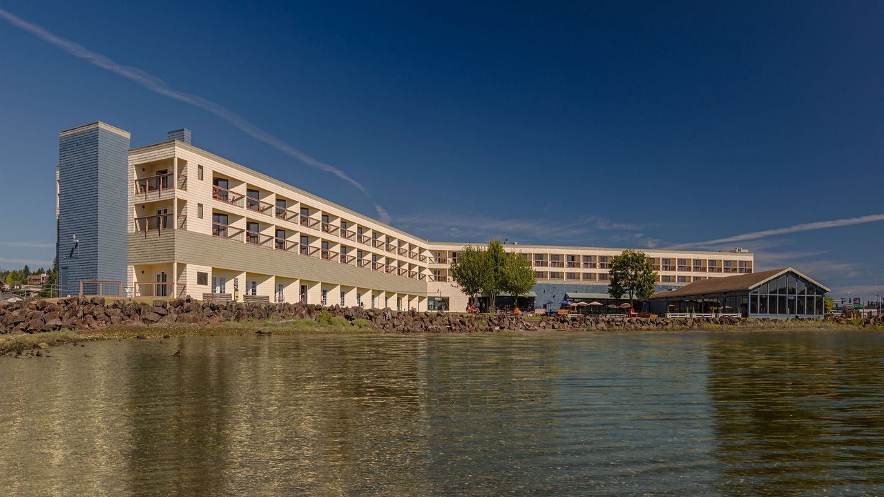 Photo of Buildings in Silverdale