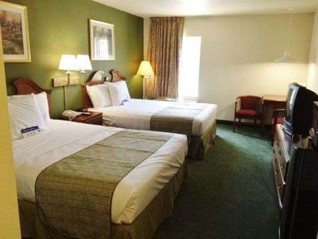 Photo of Bedroom in Star City