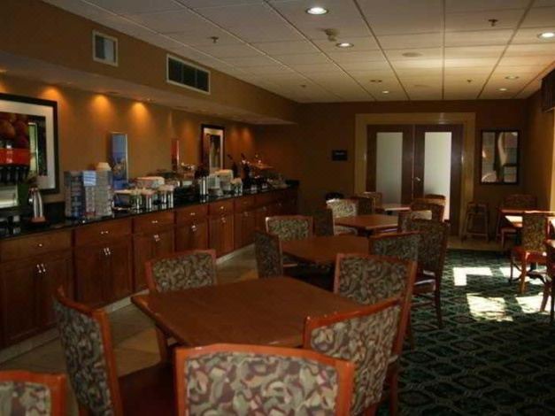 Photo of Livingroom in Auburn