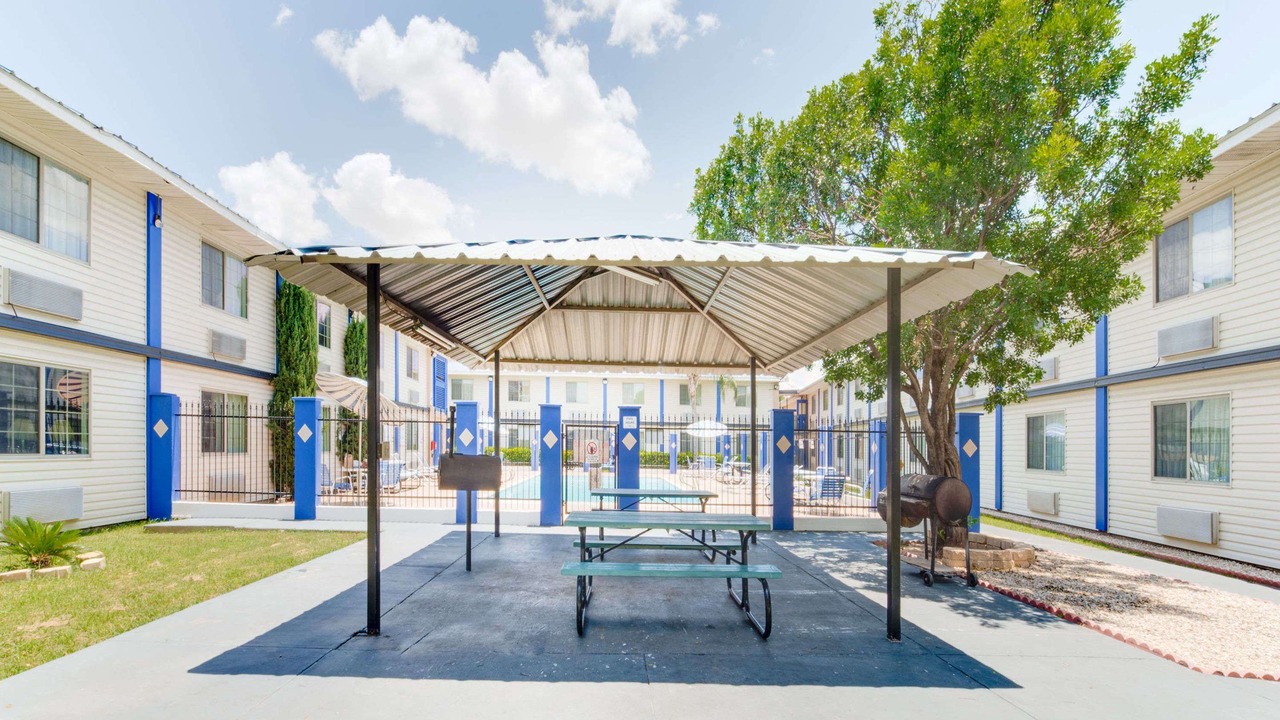 Photo of Buildings in Bonanza