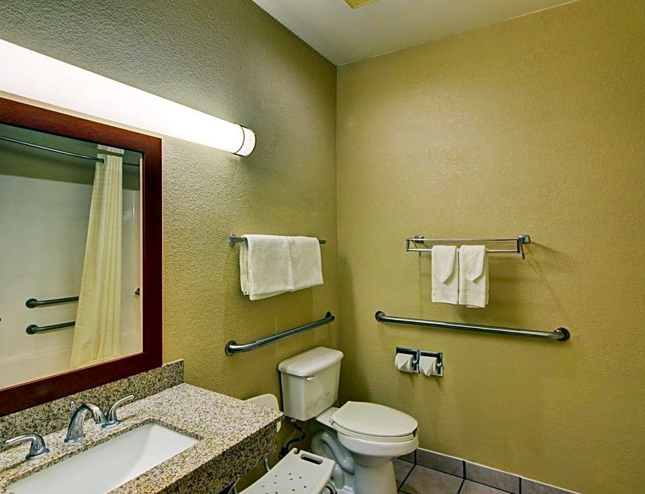 Photo of Bathroom in Terrell